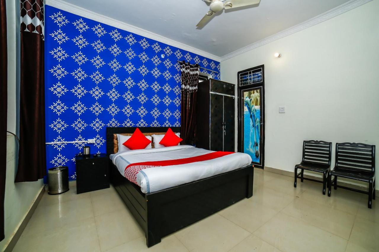 Oyo 23367 Farmsgreen Resort And Restaurant Orchha Bagian luar foto