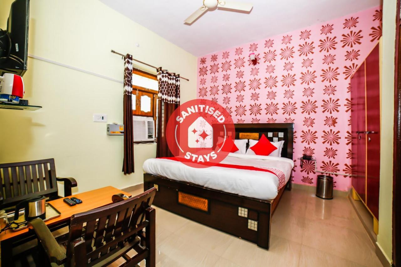 Oyo 23367 Farmsgreen Resort And Restaurant Orchha Bagian luar foto