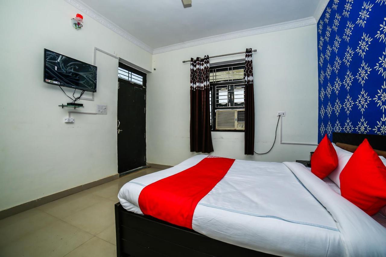 Oyo 23367 Farmsgreen Resort And Restaurant Orchha Bagian luar foto