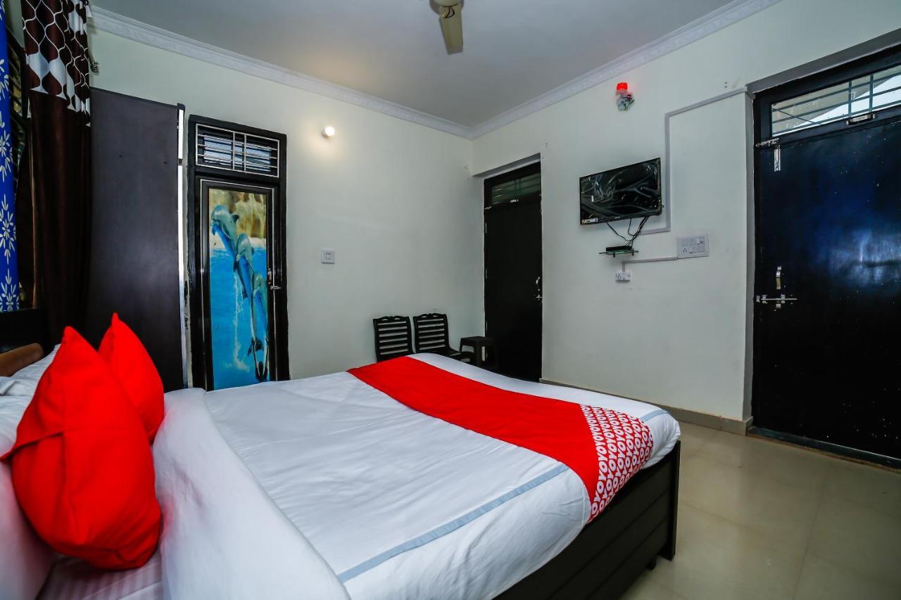 Oyo 23367 Farmsgreen Resort And Restaurant Orchha Bagian luar foto