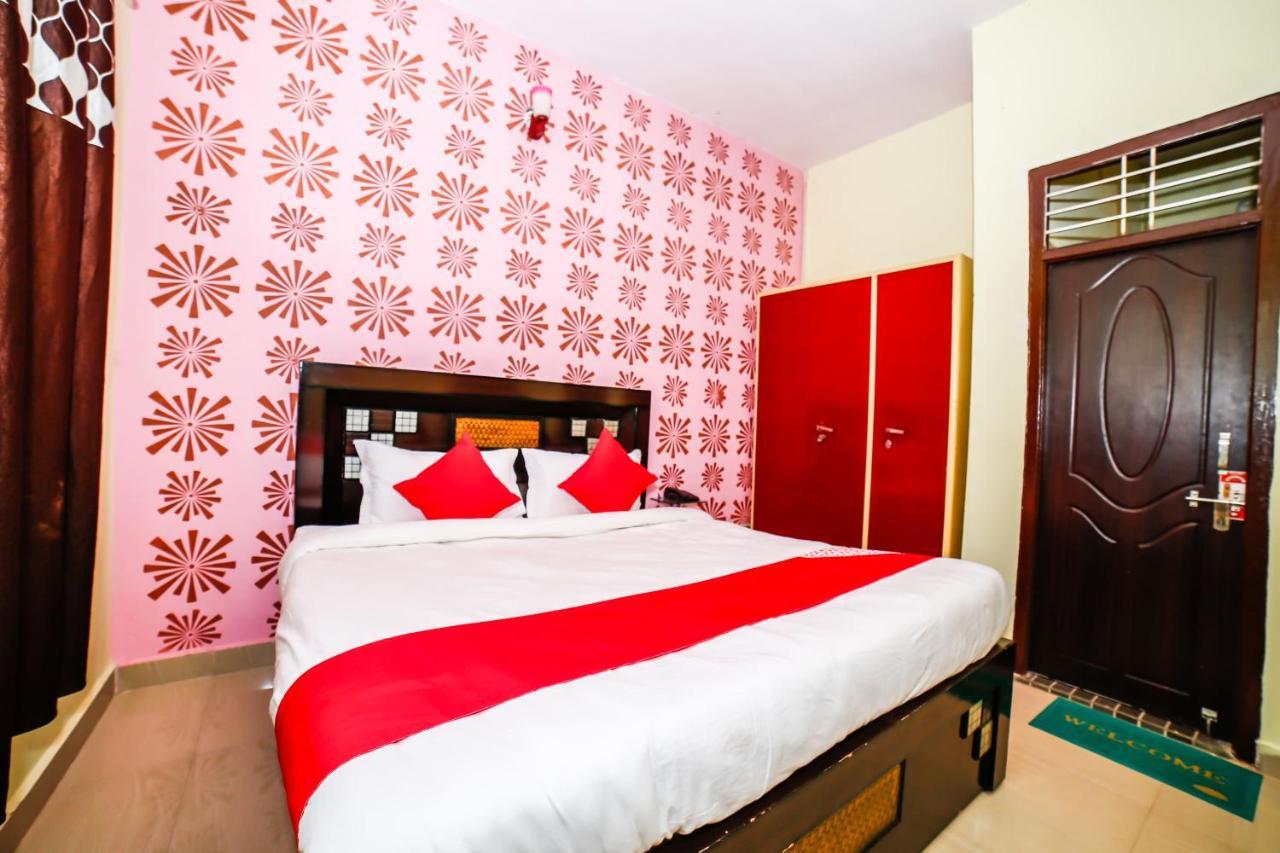 Oyo 23367 Farmsgreen Resort And Restaurant Orchha Bagian luar foto